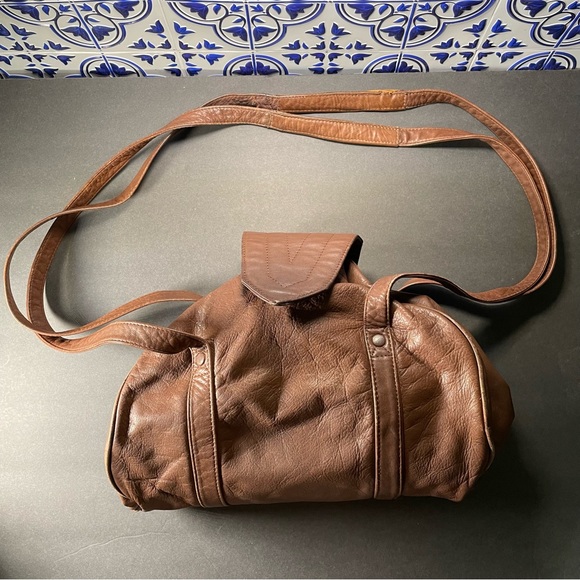 brio! Bags Vintage Brio Brown Leather Hobo Style Shoulder Purse